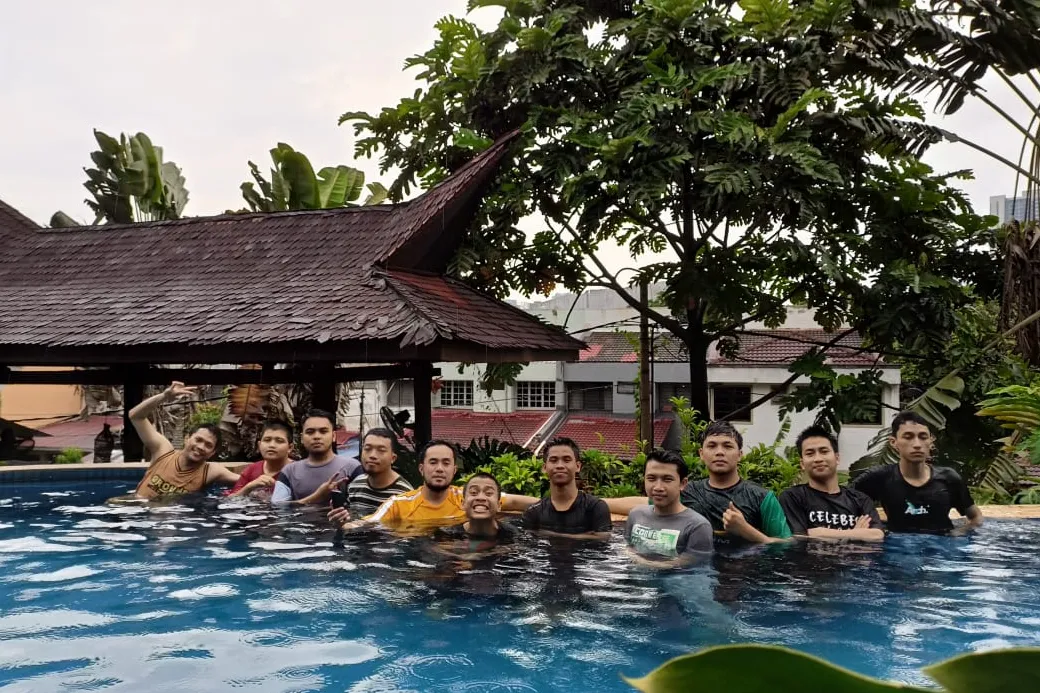 Launching the earthquake response campaign